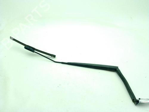 Used Front windshield wiper arm RENAULT CLIO IV (BH_) 0.9 TCe 90 (BHNF, BHMA, BHMH, BHJK, BHJR) (90 hp) 29151491