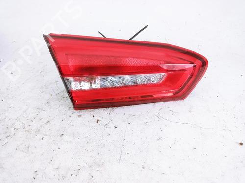 Used Right tailgate light FORD FOCUS IV (HN) 1.0 EcoBoost (125 hp) 31990350