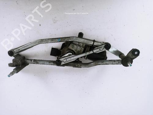 Used Front wiper motor RENAULT LATITUDE (L70_) 2.0 dCi 150 (L70H) (150 hp) 31988592