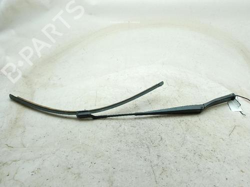 Used Front windshield wiper arm SEAT ATECA (KH7, KHP) 1.0 TSI (115 hp) 24928813