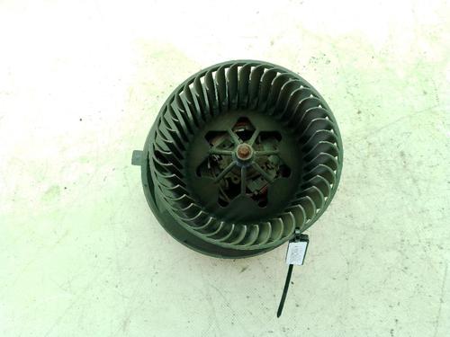 Used Heater blower motor VW GOLF VI (5K1) 1.6 TDI (105 hp) 27450851