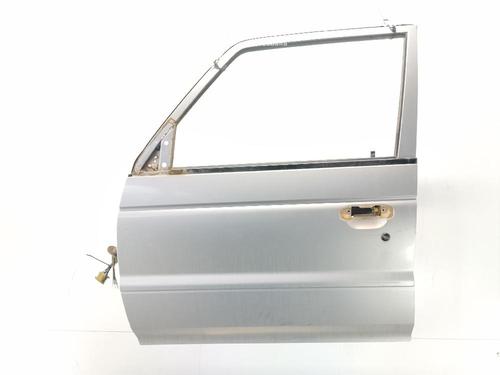 Used Left front door Left front door MITSUBISHI PAJERO II (V3_W, V2_W, V4_W, V5_W) 2.5 TD 4WD (V24W) (99 hp) 33905176 33905176