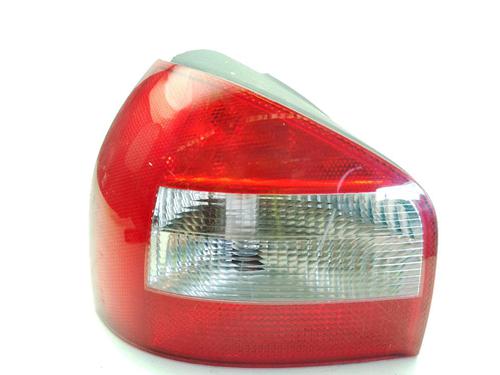 Venstre baglygte AUDI A3 (8L1) 1.6 (102 hp) 30455815