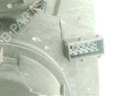 Right headlight PEUGEOT 307 (3A/C) 2.0 HDi 90 | BP28350716C29 