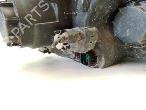 Left headlight KIA CARENS III MPV (UN) 2.0 CRDi 140 | BP37414856C28 - Image 4