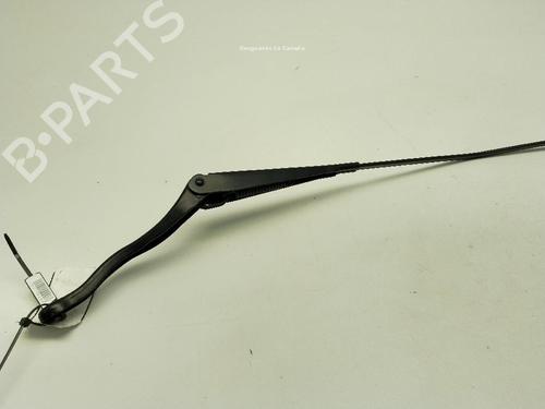 Used Front windshield wiper arm Front windshield wiper arm OPEL CORSA D (S07) 1.2 (L08, L68) (86 hp) 33905118 33905118