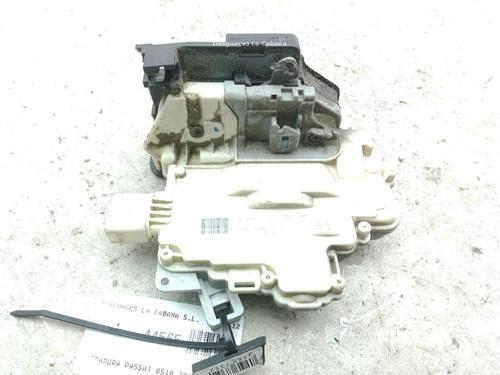 Rear right lock VW PASSAT B6 Variant (3C5) 2.0 TDI 16V | BP24046726C99 