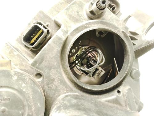 Right headlight PEUGEOT PARTNER Box Body/MPV 1.6 HDi 16V 4x4 | BP40442267C29 - Image 4