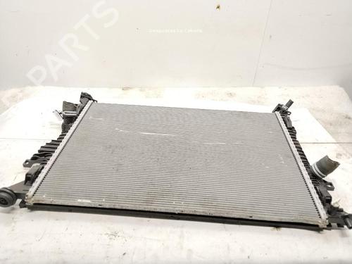 Used Water radiator Water radiator 36833512 36833512
