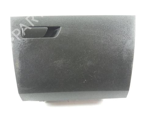glove-box-seat-ateca-kh7-khp-10-tsi-2016-18360364 main image