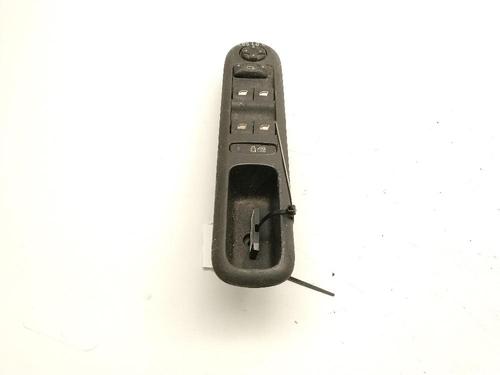Used Left front window switch Left front window switch PEUGEOT 5008 (0U_, 0E_) 1.6 HDi (110 hp) 40061988 40061988