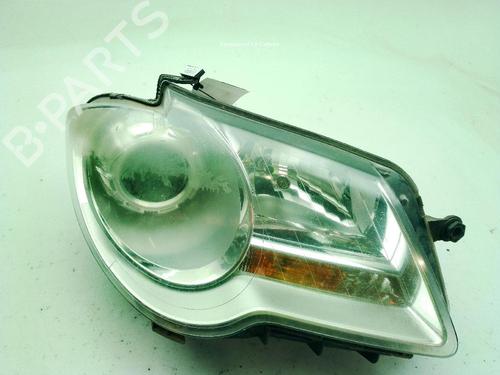 Used Right headlight VW TOURAN (1T1, 1T2) 1.4 TSI (140 hp) 29765246