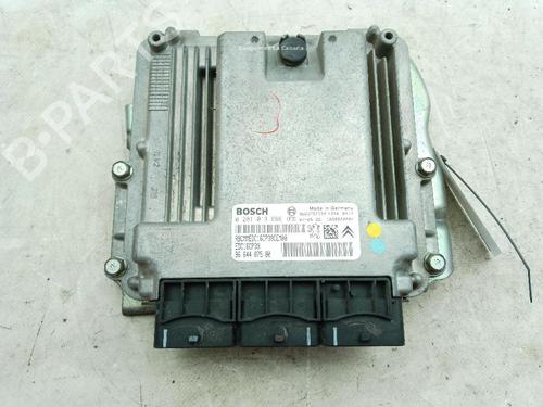 Used Control unit Control unit CITROËN C-CROSSER (VU_, VV_) 2.2 HDi (156 hp) 24045952 24045952