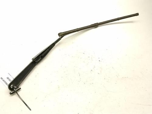 front-windshield-wiper-arm-iveco-daily-vi-van-2014-40121590 main image