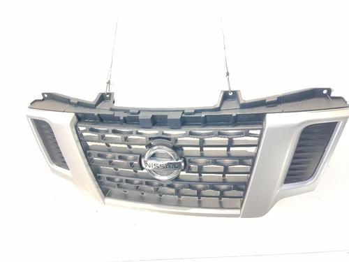 Used Grille Grille 37434764 37434764