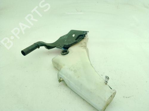 Used Windscreen washer tank AUDI A4 B8 Avant (8K5) 2.0 TDI (143 hp) 27979316