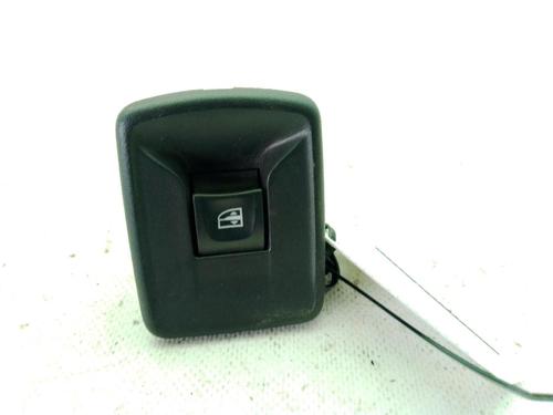 right-front-window-switch-renault-trafic-iii-van-fg_-2014-28449605 main image