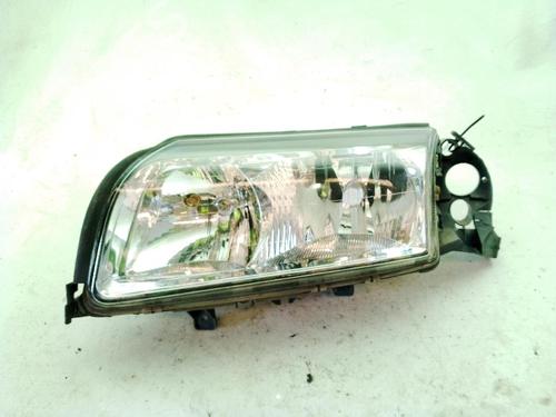 Venstre forlygte VOLVO S80 I (184) 2.4 (140 hp) 29329048