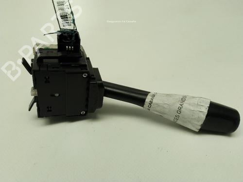 Used Headlight switch Headlight switch MITSUBISHI GRANDIS (NA_W) 2.0 DI-D (NA8W) (136 hp) 33036793 33036793