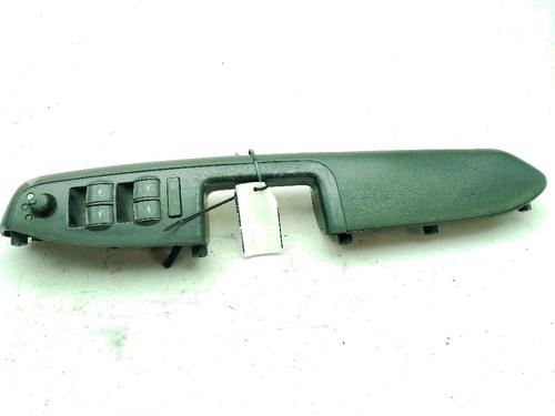 Used Left front window switch Left front window switch AUDI A4 B6 Avant (8E5) 2.5 TDI quattro (180 hp) 24607480 24607480