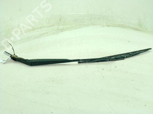 Used Front windshield wiper arm NISSAN MICRA III (K12) 1.2 16V (80 hp) 27173573