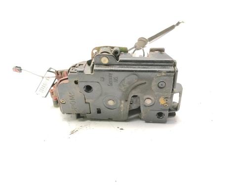 Højre bagtil lås Højre bagtil lås SEAT CORDOBA (6L2) 1.4 TDI (75 hp) 39739338 39739338