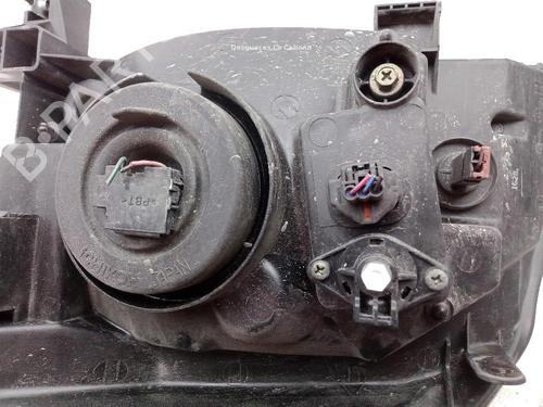 Right headlight NISSAN X-TRAIL I (T30) 2.2 Di 4x4 | BP18862058C29 