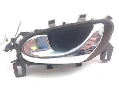 Used Rear left interior door handle NISSAN QASHQAI II SUV (J11, J11_) 1.3 DIG-T (160 hp) 24000888