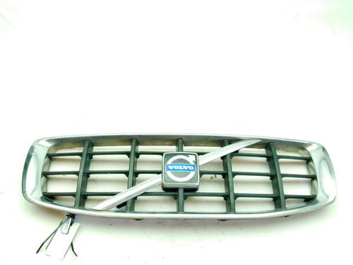 Grill VOLVO XC70 II (136) D5 AWD (185 hp) 28578379