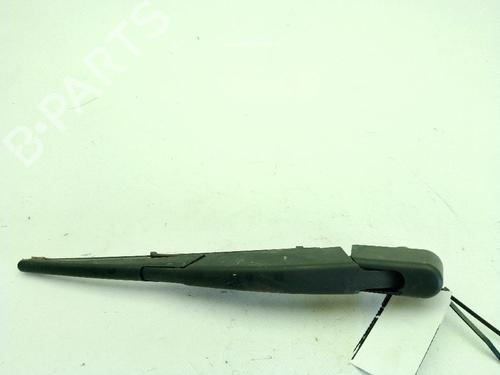 Used Rear windshield wiper arm Rear windshield wiper arm SMART FORFOUR (454) 1.5 BRABUS (454.034) (177 hp) 33840846 33840846