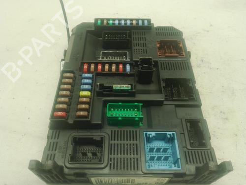 Fuse box CITROËN C4 Picasso II | BP32260096E1