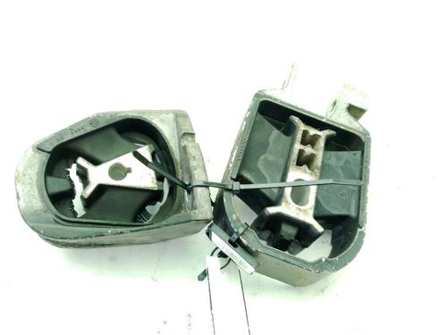 Used Engine mount Engine mount VOLVO V40 Hatchback (525) D2 (120 hp) 32845654 32845654