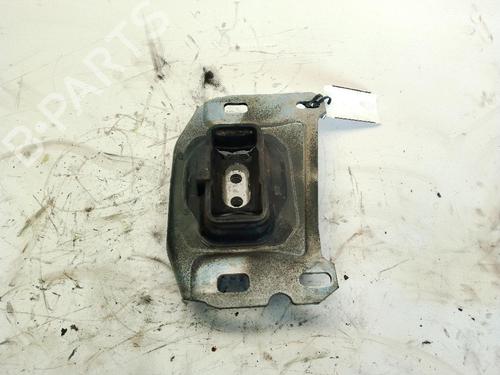 Used Engine mount Engine mount PEUGEOT 3008 II SUV (MC_, MR_, MJ_, M4_) 1.2 THP/ PureTech 130 (MRHNSM, MRHNSU, MRHNSJ, MRHNYW,... (131 hp) 29628555 29628555