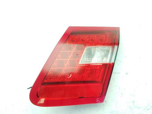 right-tailgate-light-mercedes-benz-e-class-w212-2009-2010-2011-2012-2013-2014-2015-2016-35973655 main image