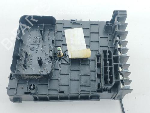 fuse-box-audi-q3-8ub-8ug-2011-2012-2013-2014-2015-2016-2017-2018-2019-2020-24042047 main image