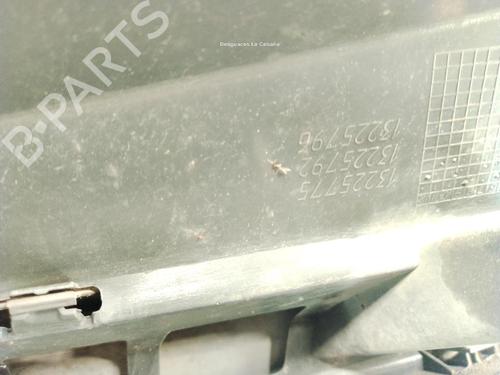 Grille OPEL ASTRA H CLASSIC Estate (A04) 1.7 CDTI (L35) | BP29475084C40 