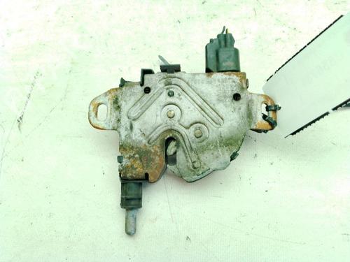 Hood lock FORD FOCUS I (DAW, DBW) 1.6 16V | BP27647779C133 