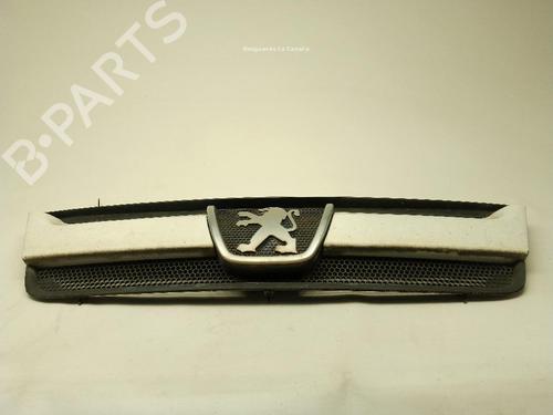 Used Grille Grille PEUGEOT BOXER Bus (244, Z_) 2.8 HDi (128 hp) 39667306 39667306