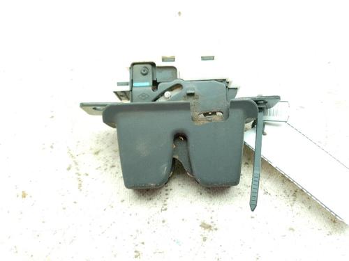 Used Tailgate lock RENAULT MEGANE II (BM0/1_, CM0/1_) 1.5 dCi (BM0F, BM0T, BM2B, CM0F, CM0T) (82 hp) 25152151