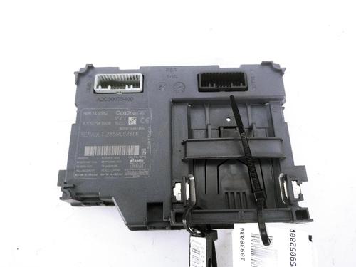 Lecteur Carte RENAULT CAPTUR I (J5_, H5_) 1.2 TCe 120 (118 hp) 31988899