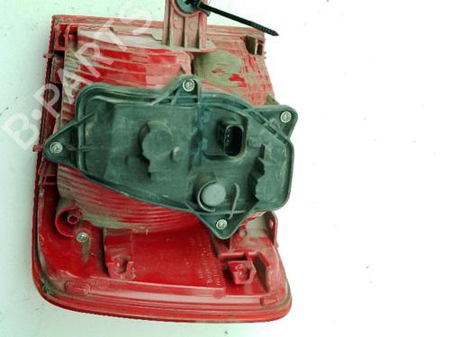 Right taillight VW TOURAN (1T3) 2.0 TDI | BP32132435C35