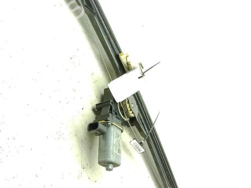 Used Front right window mechanism Front right window mechanism IVECO DAILY VI Van 33S16, 35S16, 35C16, 38S16, 40C16, 42S16, 50C16 (156 hp) 36291765 36291765