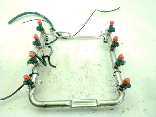 Rail D'Injecteurs Rail D'Injecteurs VW TOUAREG (7LA, 7L6, 7L7) 4.2 V8 (310 hp) 36319105 36319105
