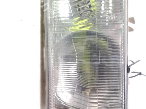 Used Right headlight ISUZU TROOPER I (UBS) 2.8 TD (UBS55) (97 hp) 30368111