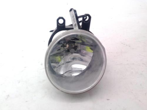 left-front-fog-light-toyota-auris-_e18_-2012-2013-2014-2015-2016-2017-2018-2019-23998758 main image