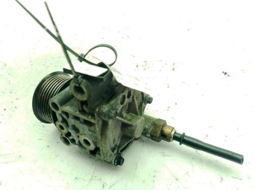 Vacuum pump FORD TRANSIT Van (FA_ _) 2.4 TDCi RWD | BP37415196M80 - Image 3