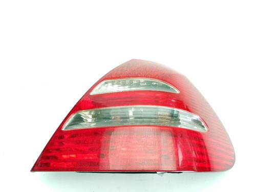 right-taillight-mercedes-benz-e-class-w211-2002-2003-2004-2005-2006-2007-2008-2009-33651701 main image