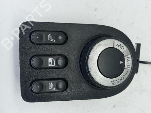 Used Switch NISSAN QASHQAI / QASHQAI +2 I (J10, NJ10, JJ10E) 2.0 All-wheel Drive (141 hp) 24040971