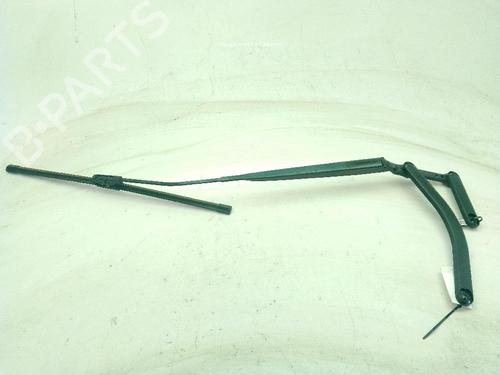 Used Front windshield wiper arm RENAULT SCÉNIC II (JM0/1_) 1.9 dCi (JM14) (131 hp) 27889257