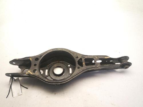 Left rear suspension arm TOYOTA COROLLA Hatchback (_E21_, _EA1_, _EH1_) 1.8 VVTi Hybrid (ZWE219) | BP24047678M14 